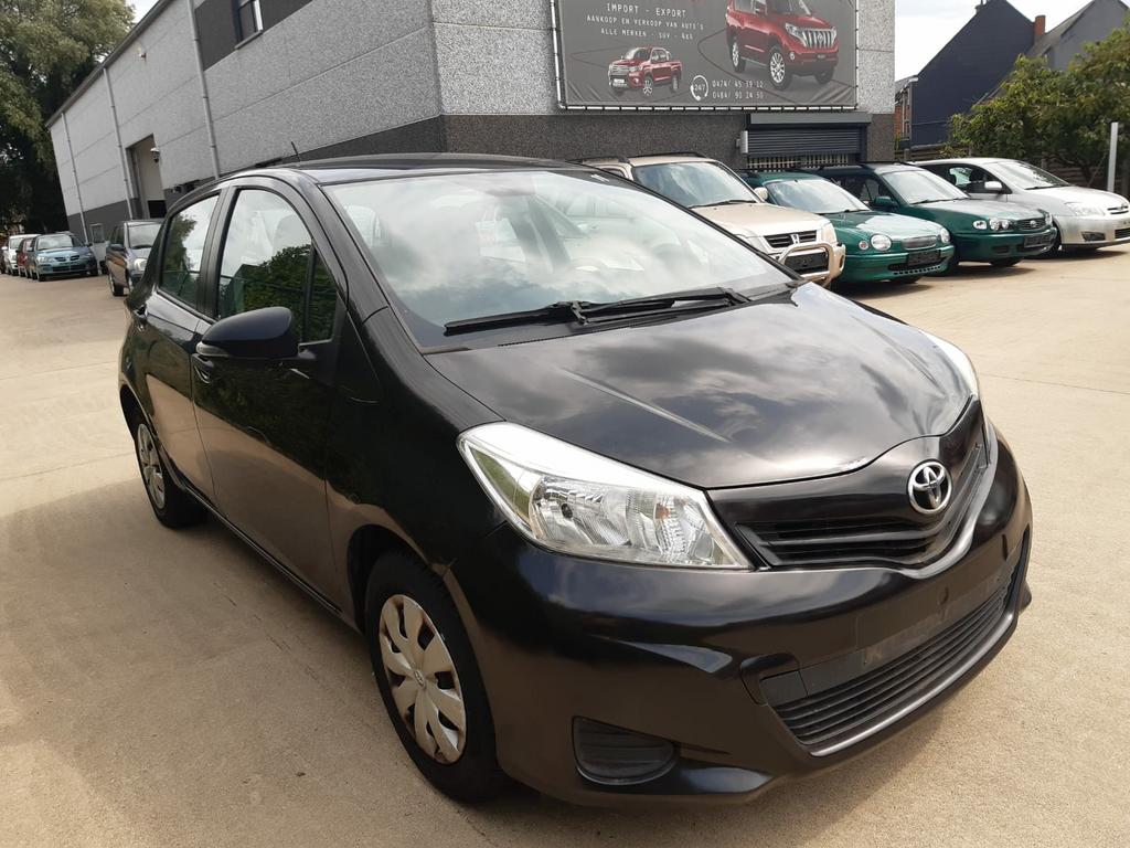 Toyota yaris voor export, Achat, Entreprise, Noir, 5 portes