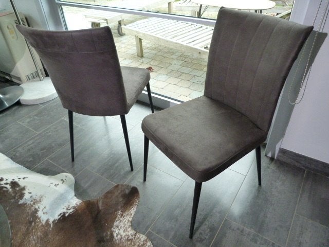 2 nieuwe stoelen in grijze alcantara, Huis en Inrichting, Ophalen, Zo goed als nieuw, Zwart, Design