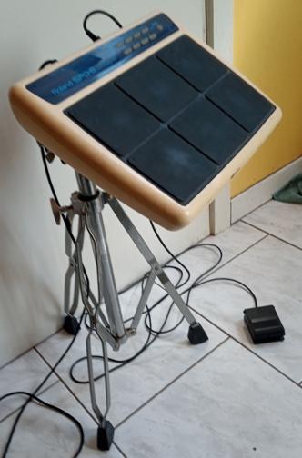 Roland SPD-6 percussion pad + statief + foot switch + kabel, Muziek en Instrumenten, Drumstellen en Slagwerk, Ophalen of Verzenden