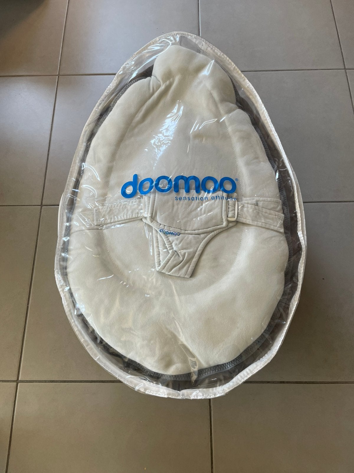 Doomoo zitzak met schommel, Kinderen en Baby's, Ophalen, Zo goed als nieuw