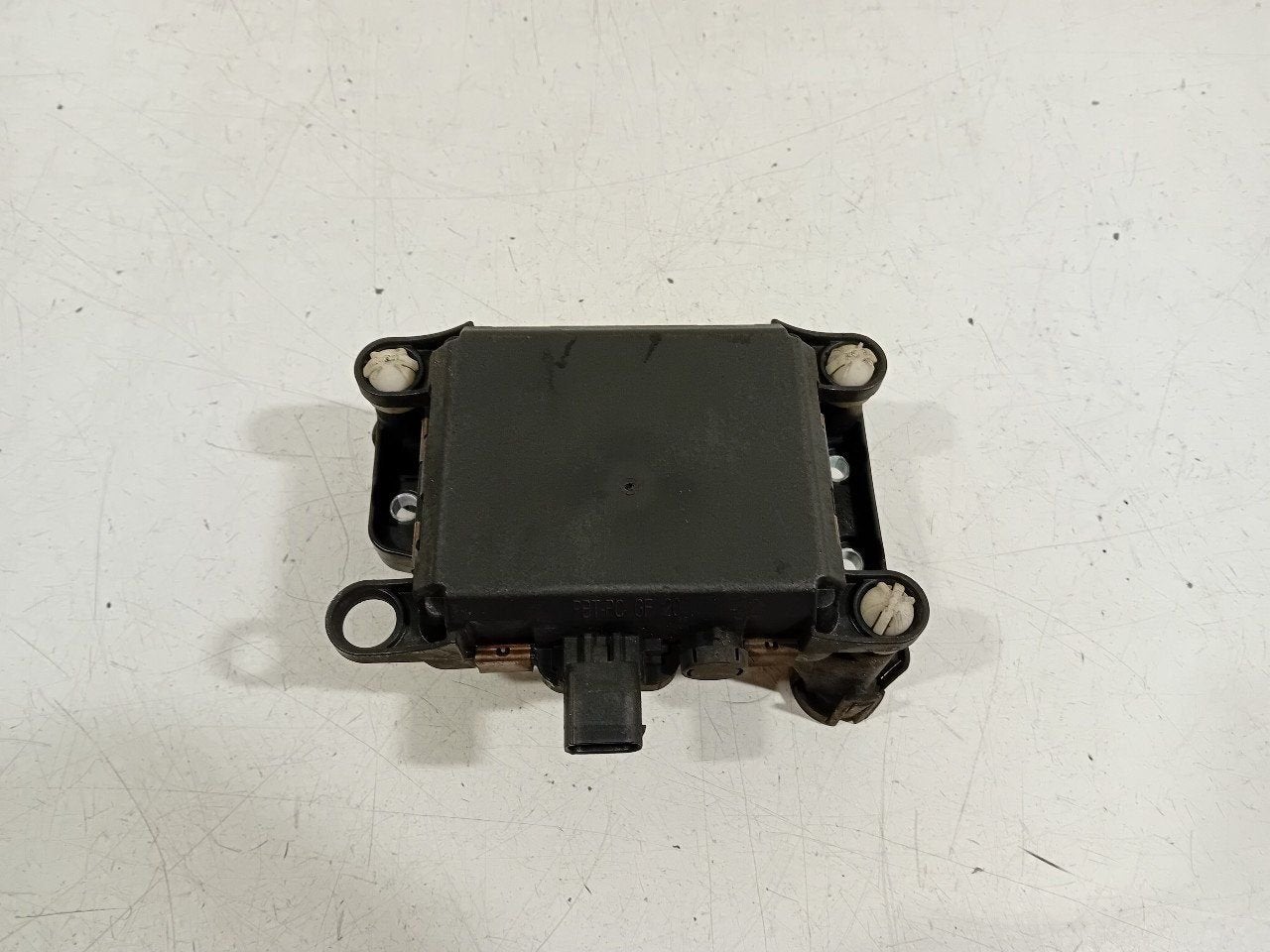 Adaptive cruise control sensor Peugeot 5008, Onderdelen@venauto.nl, Van der Ven Autorecycling B.V., Ettenseweg 76, 4706 PB Roosendaal, The Netherlands