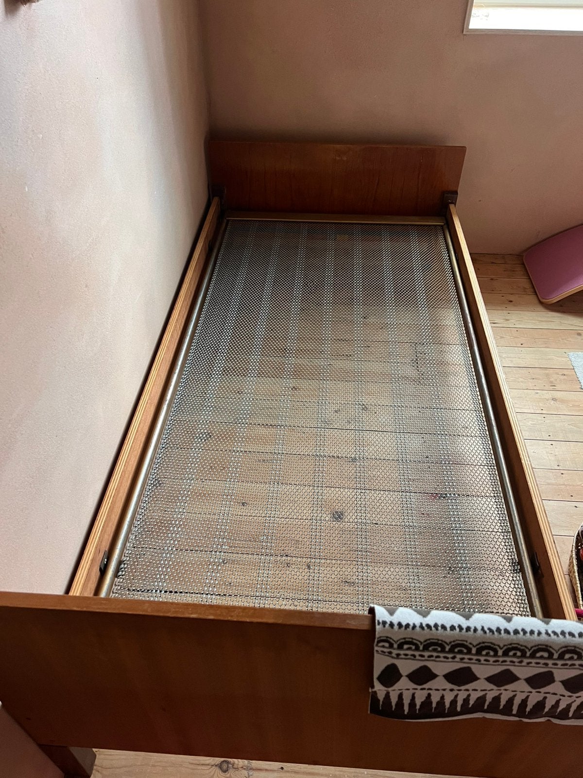 1 persoonsbed, Ophalen, Gebruikt, 90 cm, Eenpersoons