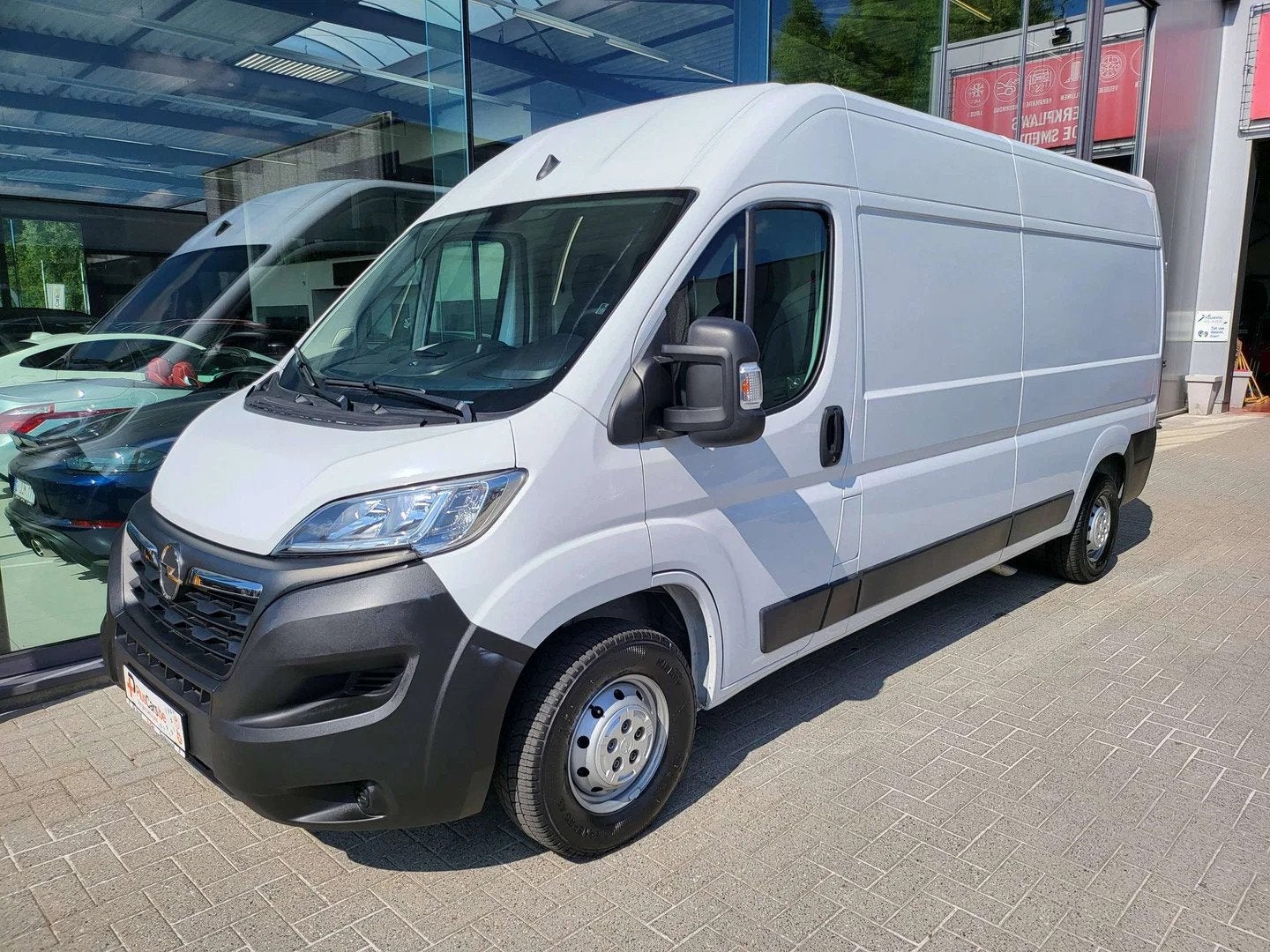Opel Movano 2.2 Turbo D L2H2 | 2023 | 72.295 km | Camera | A, Auto's, Bestelwagens en Lichte vracht, Stof, 4 cilinders, Wit, Bedrijf
