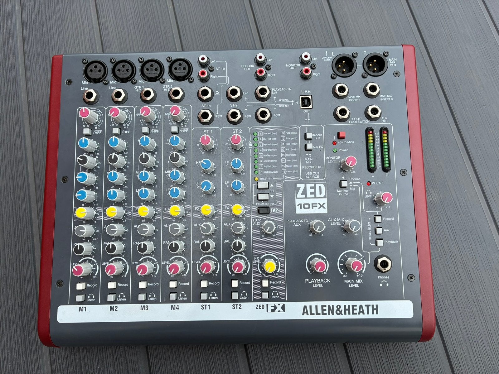 Allen & Heath ZED-10FX USB analoog mengpaneel, Muziek en Instrumenten, Ophalen, Zo goed als nieuw, 5 tot 10 kanalen, Microfooningang