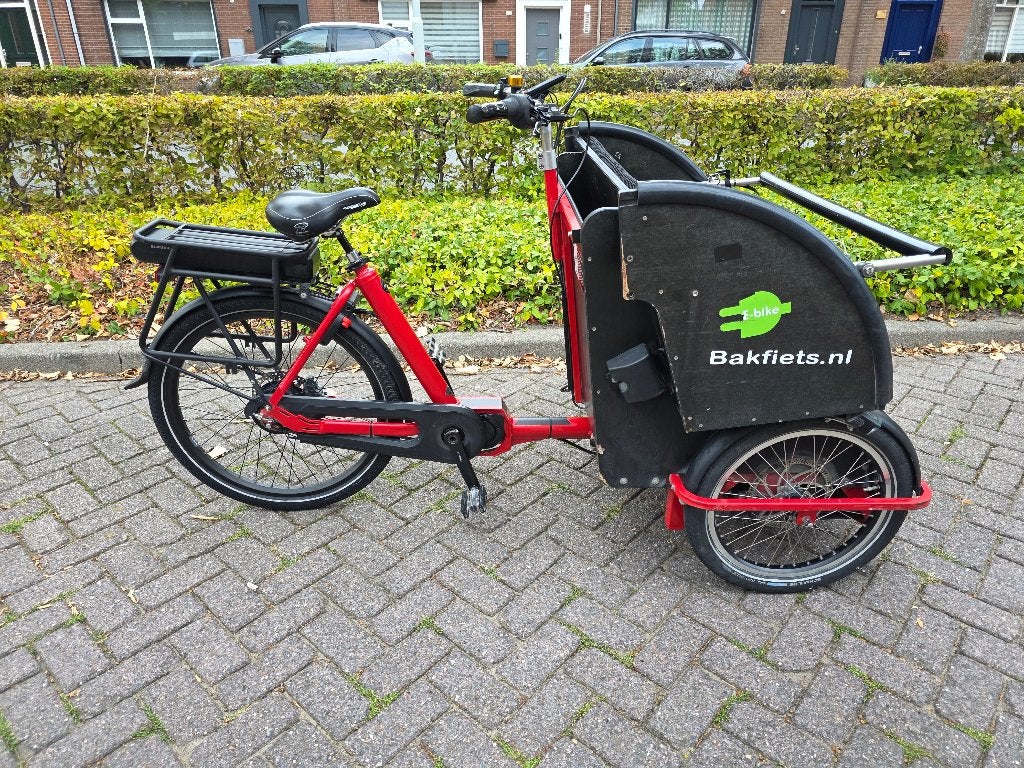 Keurig nette riksja bakfiets met Shimano middenmotor, Fietsen en Brommers, Overige merken, Elektrisch, Ophalen of Verzenden, Zo goed als nieuw