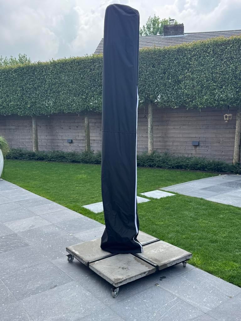 Zweefparasol merk Bristol, Ophalen, Nieuw, Zweefparasol