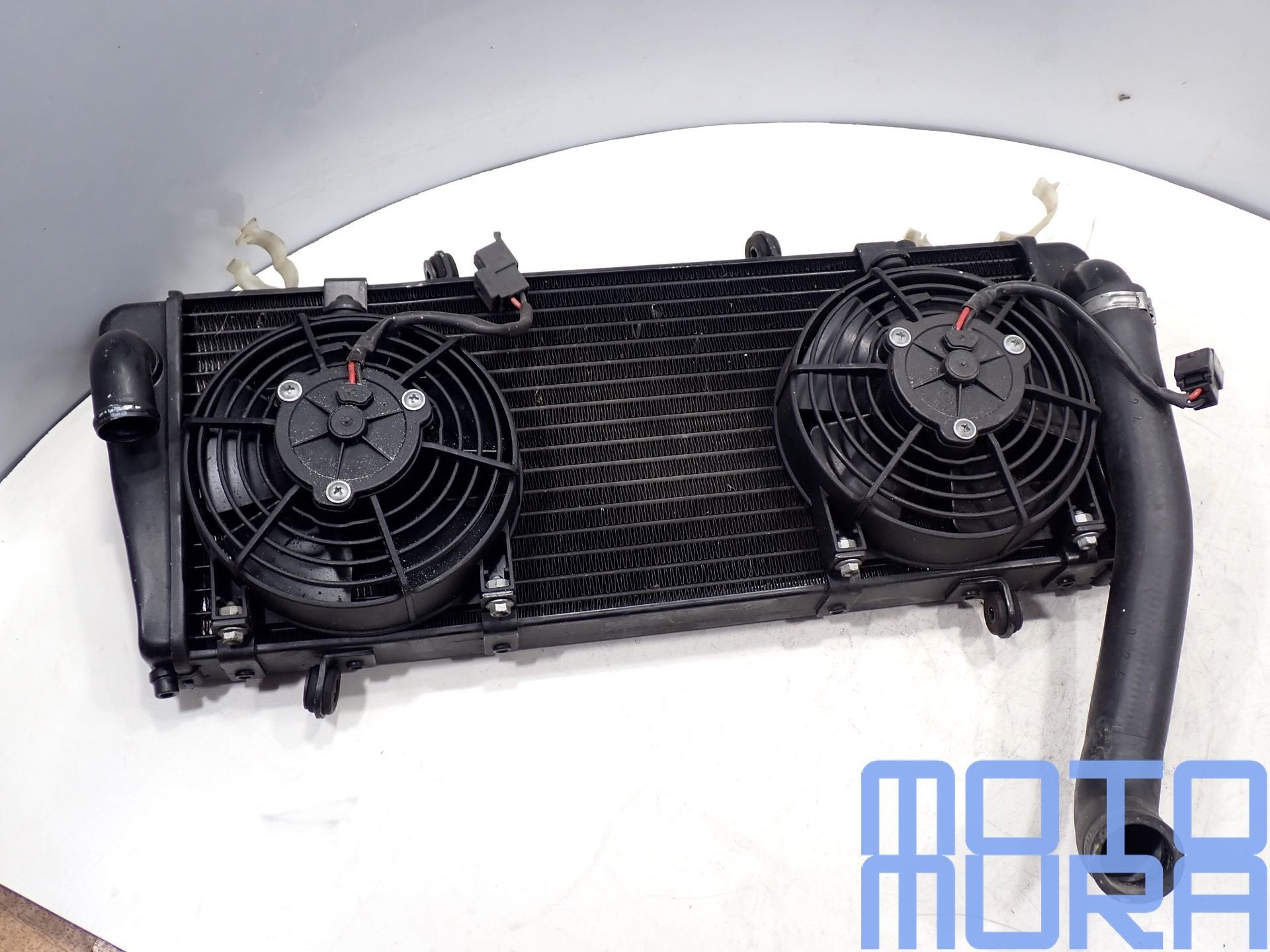 Aprilia RSV 1000 2004 - 2010 : radiateur de refroidissement, Motos, -, Utilisé, -, -