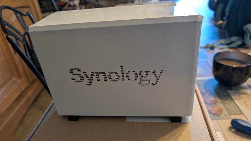 NAS Synology DS216se 2TB WD rood (2xTB), Ophalen of Verzenden, Gebruikt