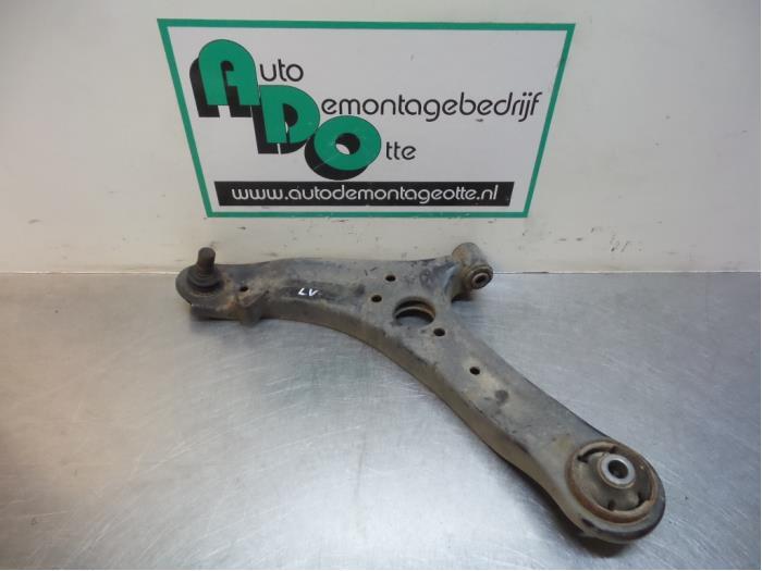 Draagarm links-voor van een Kia Picanto (Picanto 11-), -, -, Ophalen of Verzenden, -