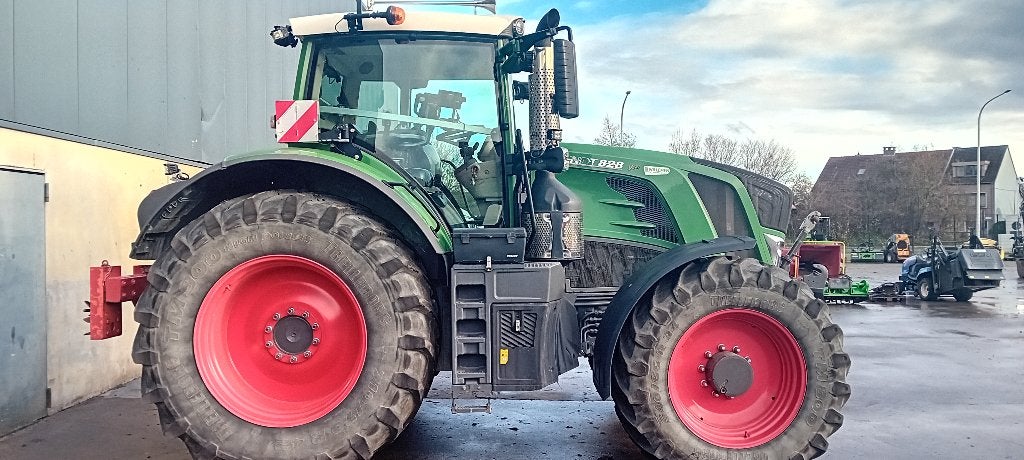 Fendt 828 Vario S4, Ophalen, Fendt