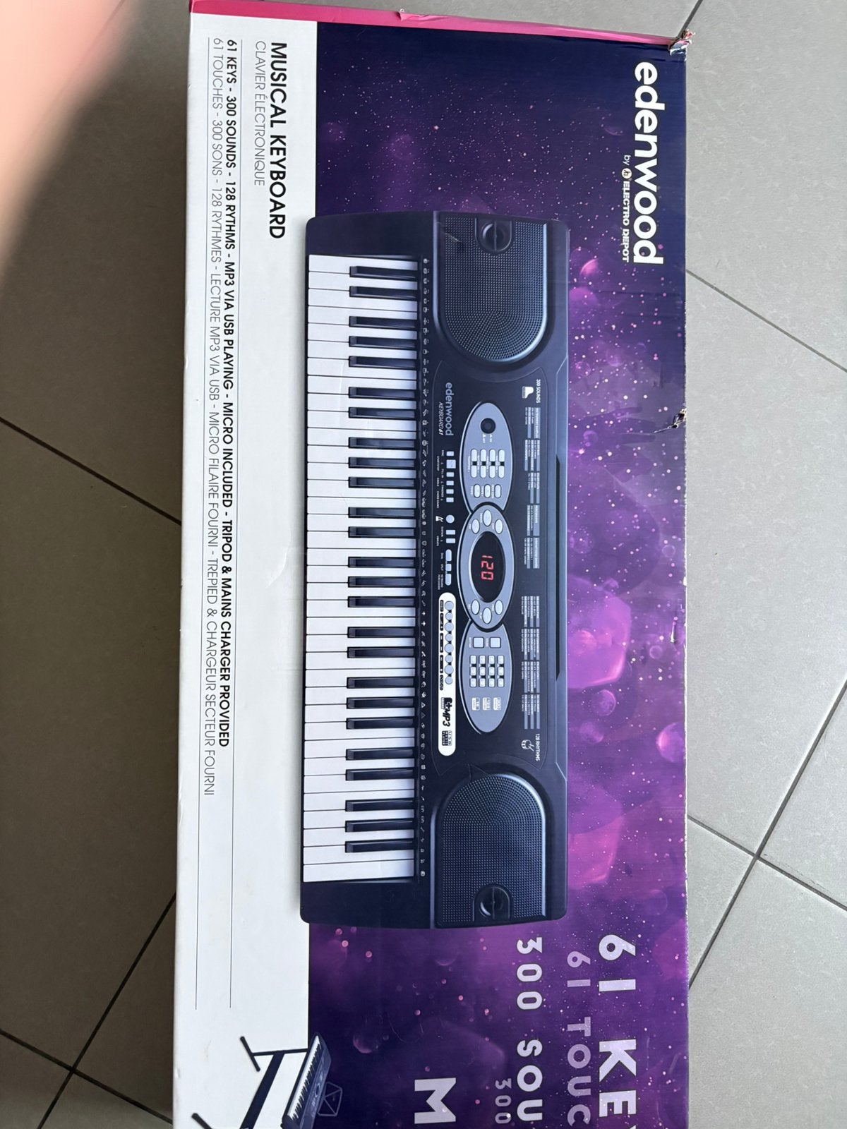 Musical keybord, Enlèvement, Comme neuf