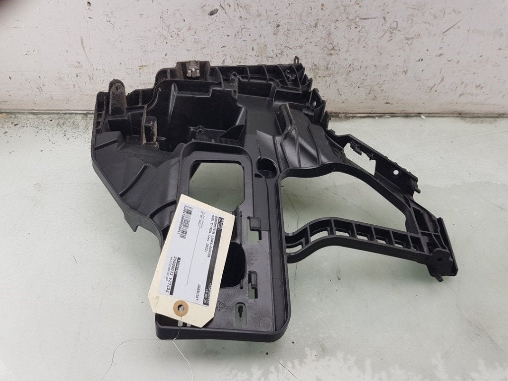 BUMPERSTEUN LINKS ACHTER Audi E-Tron GT (F83) (|4J3807453|), Gebruikt, Audi