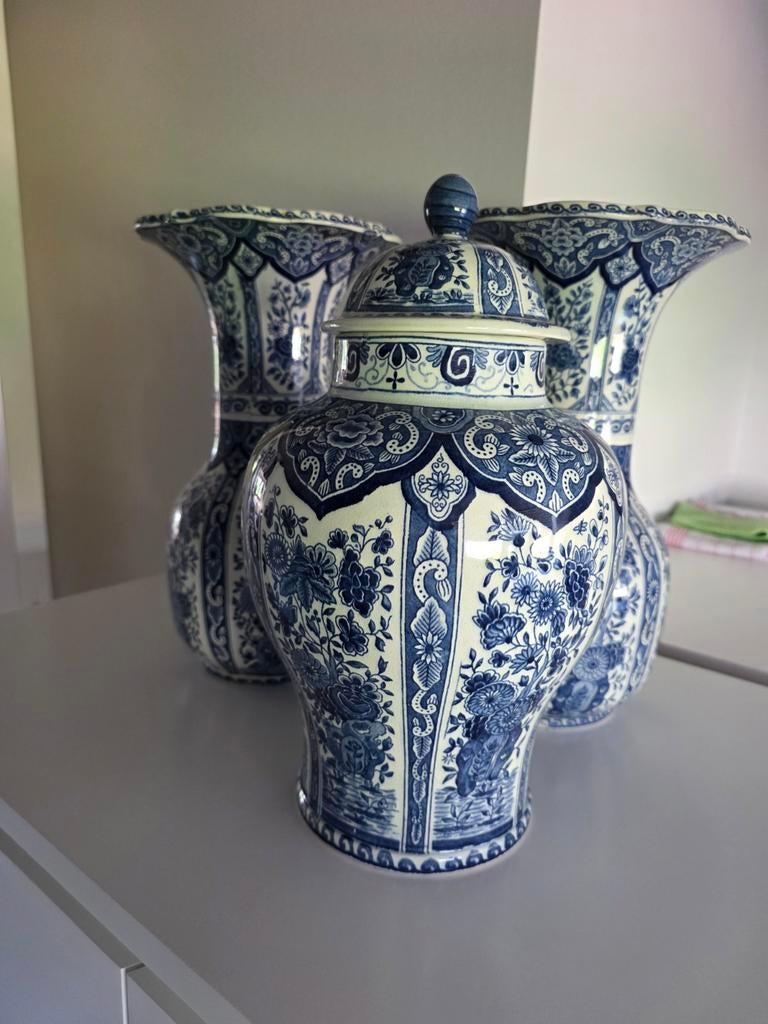 Driedelig Delfts blauw kaststel — Boch / Royal Sphinx Maastr, Antiek en Kunst, Ophalen