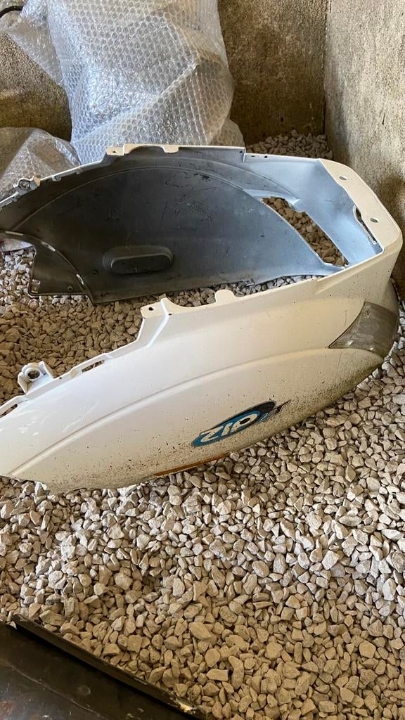 Piaggio 2000 voorkap en achterkap, Fietsen en Brommers, Ophalen of Verzenden, Zo goed als nieuw, Kap, Piaggio