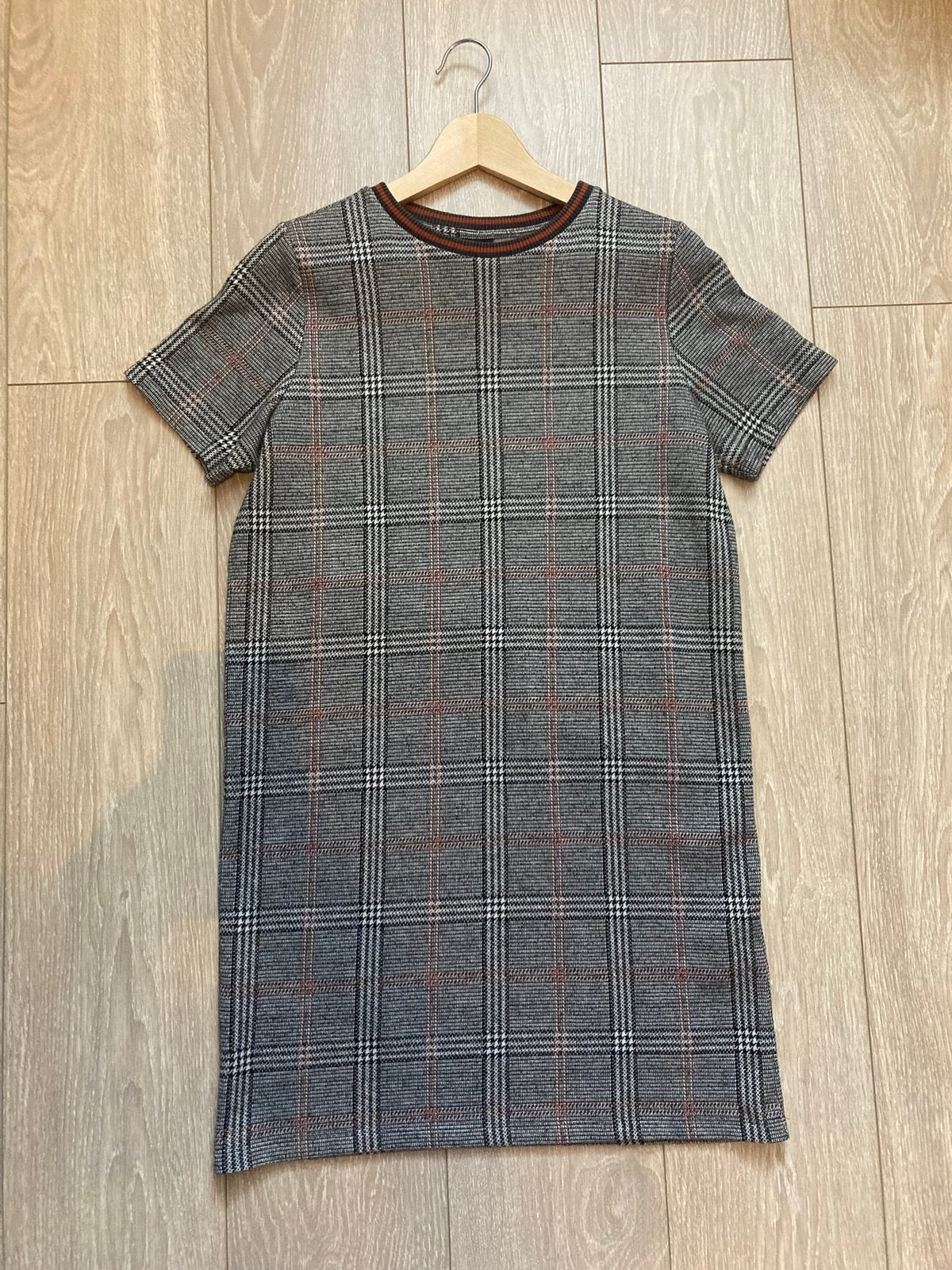 Jurk Groggy maar M nieuw!, Maat 38/40 (M), Nieuw, Ophalen of Verzenden, Grijs