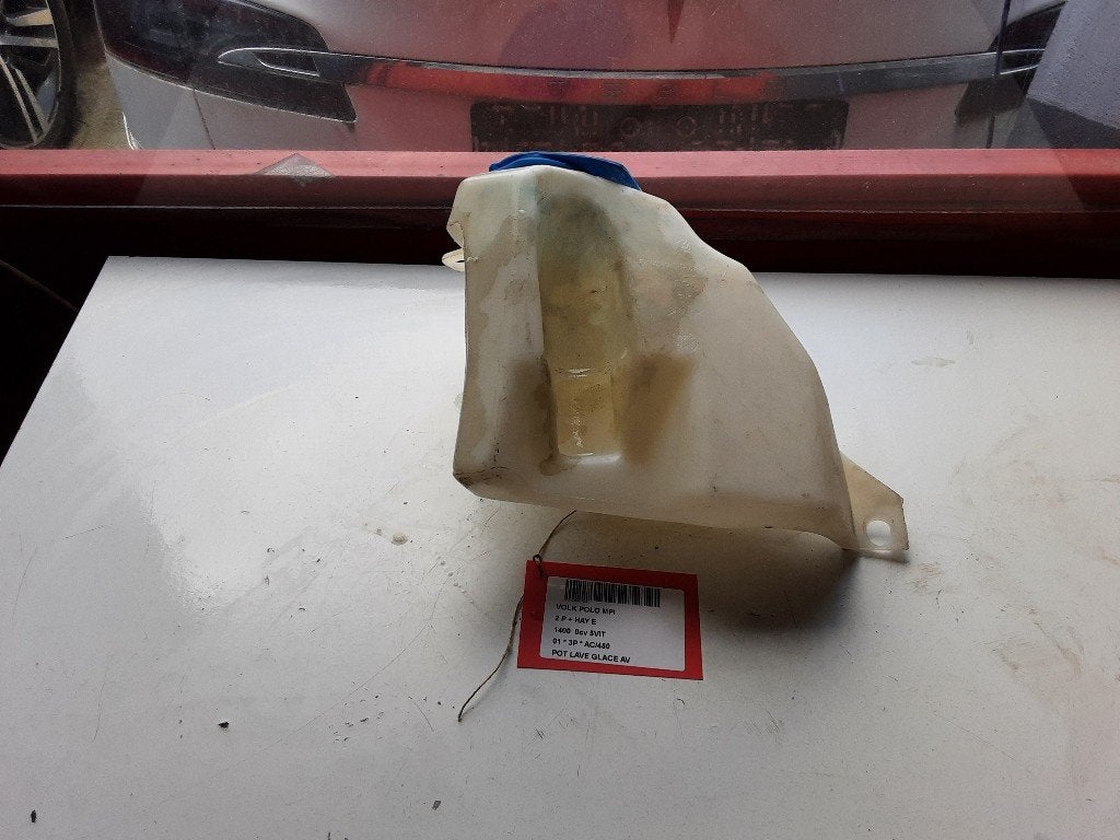 LAVE-GLACE RESERVOIR AVANT Polo III (6N2) (6N955453), Volkswagen, Mevr. I. Hauben, Utilisé, Rue de l'Espoir 34 34
4030  GRIVEGNÉE, BE