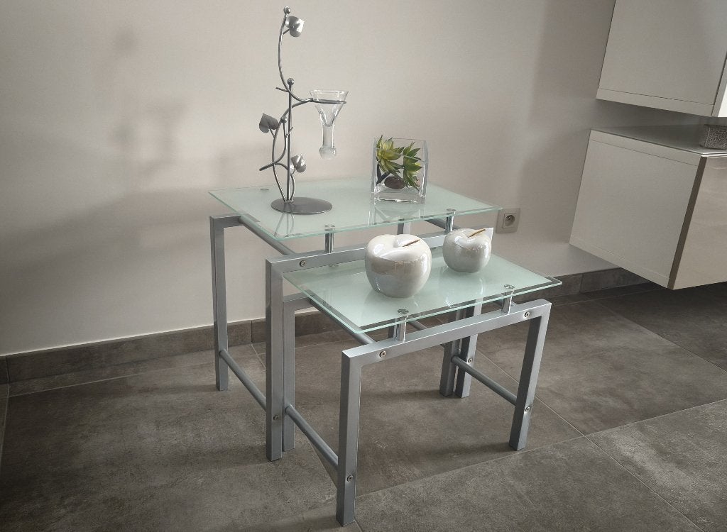 Tables gigognes, Verre, 50 à 100 cm, Comme neuf, Enlèvement