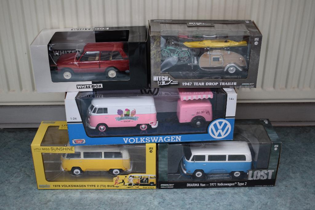 Totale opruiming 5 miniaturen 1:24 nieuwe auto, Hobby en Vrije tijd, Ophalen, Nieuw, Burago