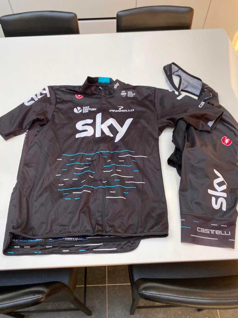 Kit d'équipement cycliste Sky Team, Enlèvement, Comme neuf