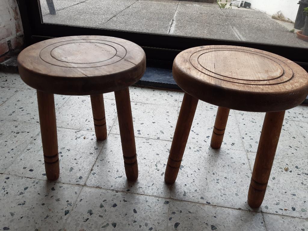 stoeltjes met 3 poten, Ophalen, Gebruikt