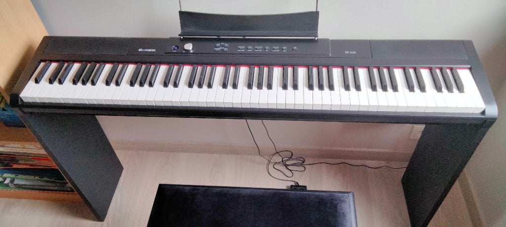 Digitale piano, Muziek en Instrumenten, Piano's, Zo goed als nieuw, Piano, Zwart, Ophalen