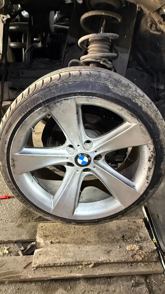 Bmw e60/e61 style 128 19 inch breedset concave, Ophalen, 19 inch, Band(en)