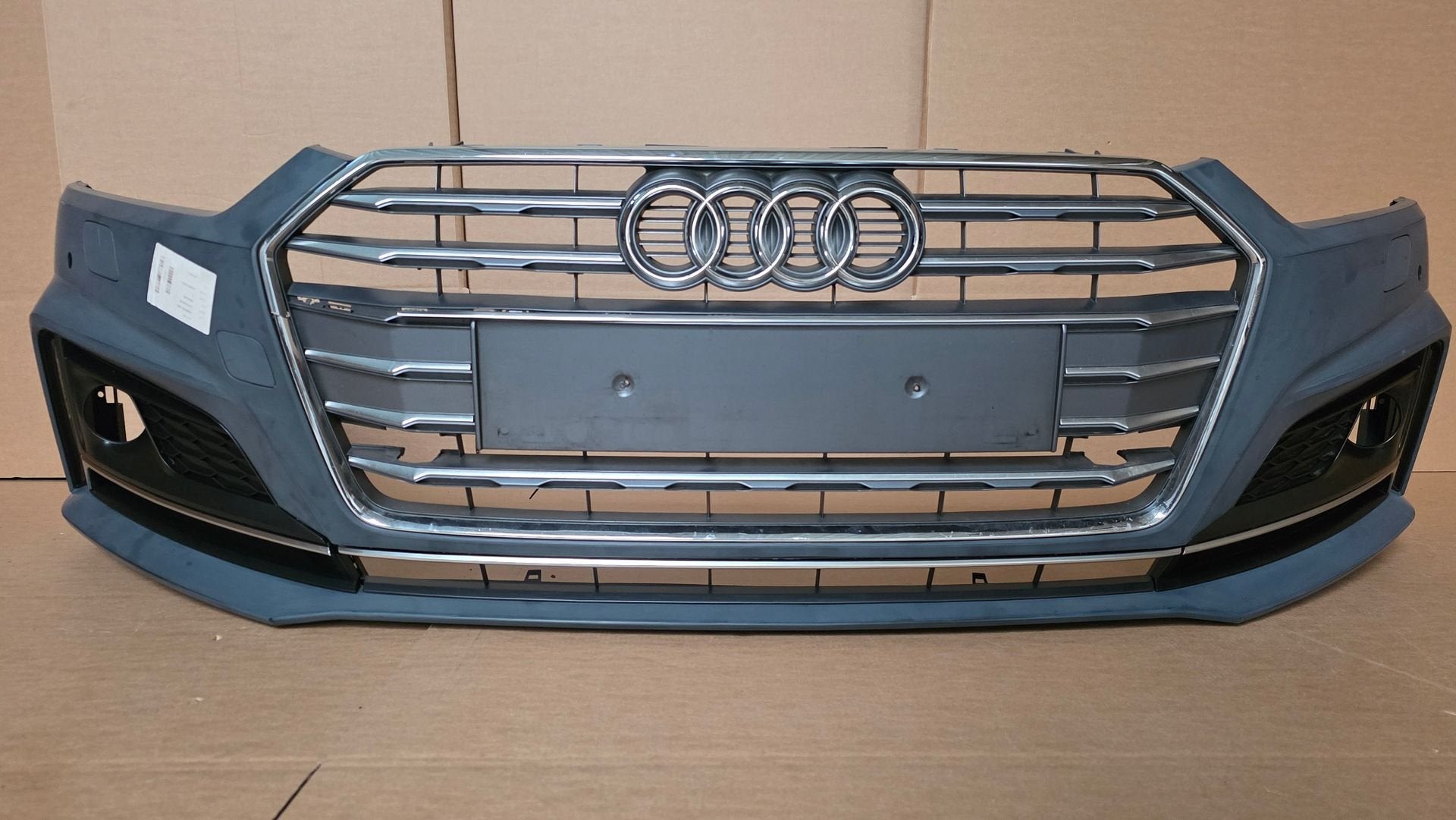 Voorbumper Audi A5 B9 8W S-line 4xPDC KLS 2016-2019 8W6, Auto-onderdelen, Gebruikt, -, Voor, Ophalen of Verzenden