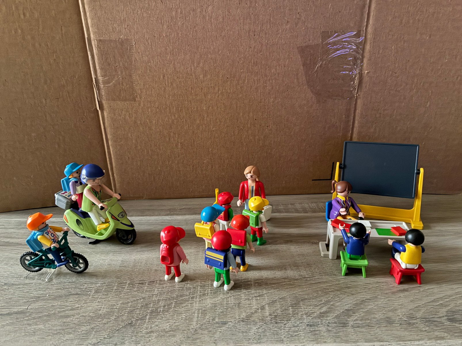 Playmobil schooltje, Ophalen, Gebruikt, Losse onderdelen, Figuren