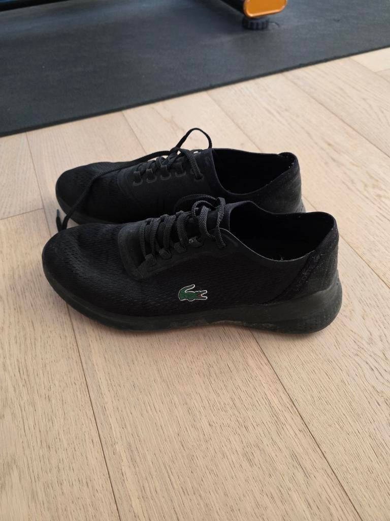 Schoenen lacoste maat 41, Enlèvement