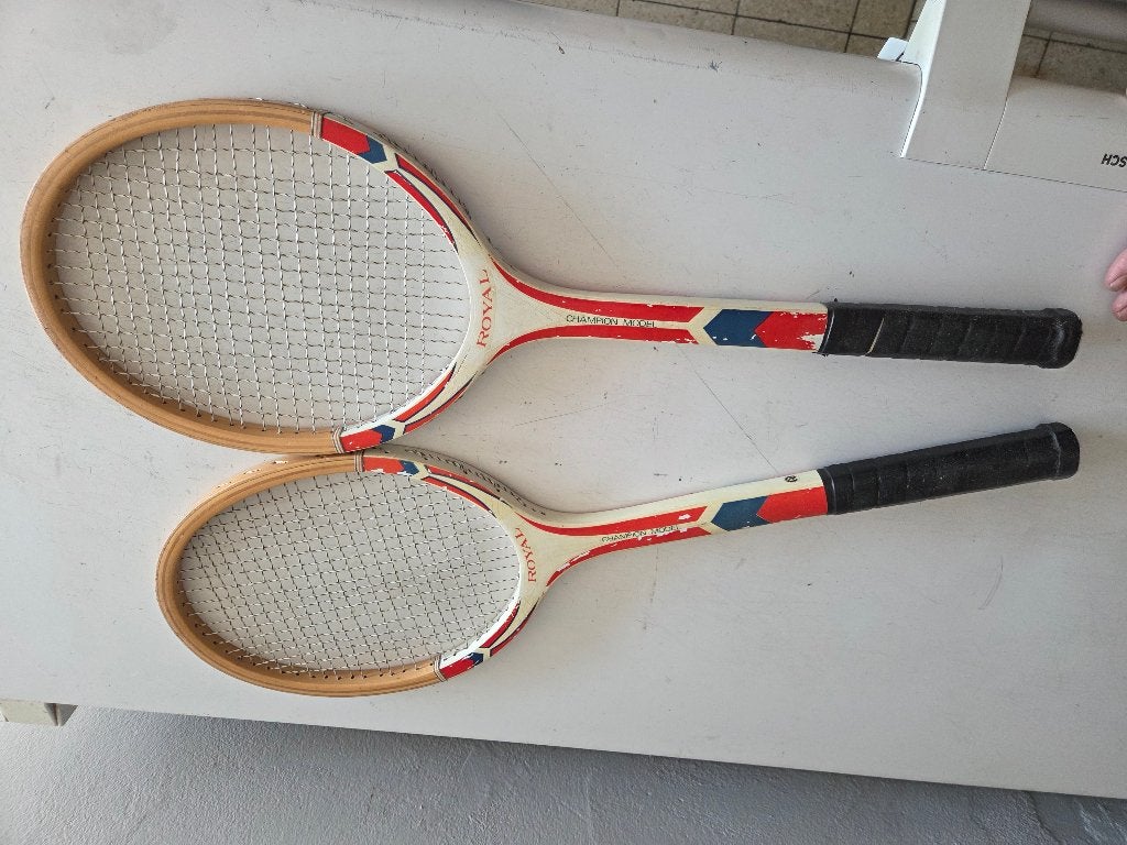 2 oude tennisrackets, Sport en Fitness, Ophalen, Gebruikt