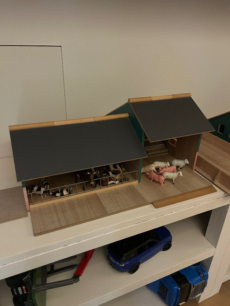 2 Houten boerderijen Kids Globe, Kinderen en Baby's, Ophalen, Gebruikt, Overige typen