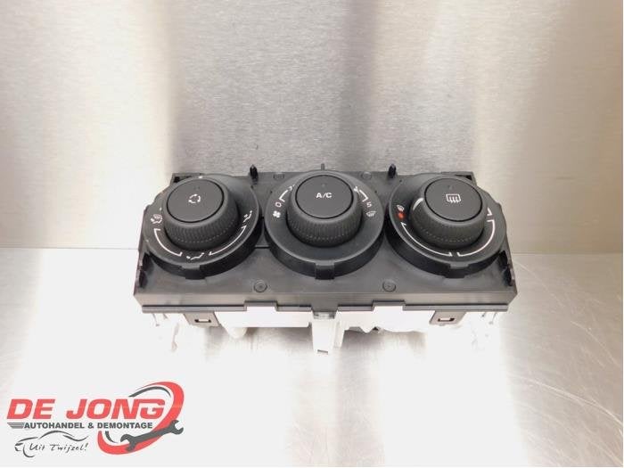 Panneau de commandes chauffage d'un Peugeot 308, -, 3 mois de garantie, Utilisé, -