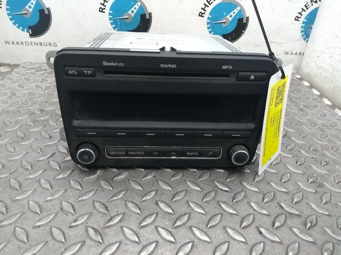 SKODA FABIA 1.2 TDI Greenline RADIO 2011, Ophalen of Verzenden, Gebruikt, ARN erkend