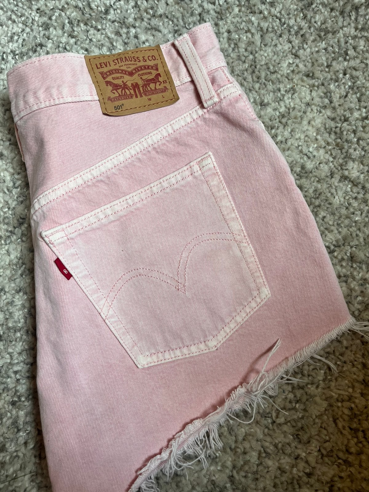 Levi’s zomershort broek jeans roze mt 28, Ophalen of Verzenden, Zo goed als nieuw