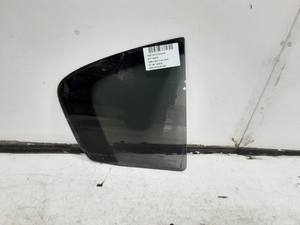 VITRE ARRIERE DROITE Fiat Tipo (356H / 357H) (43R-002412), Mevr. I. Hauben, Utilisé, Fiat, Rue de l'Espoir 34 34
4030  GRIVEGNÉE, BE