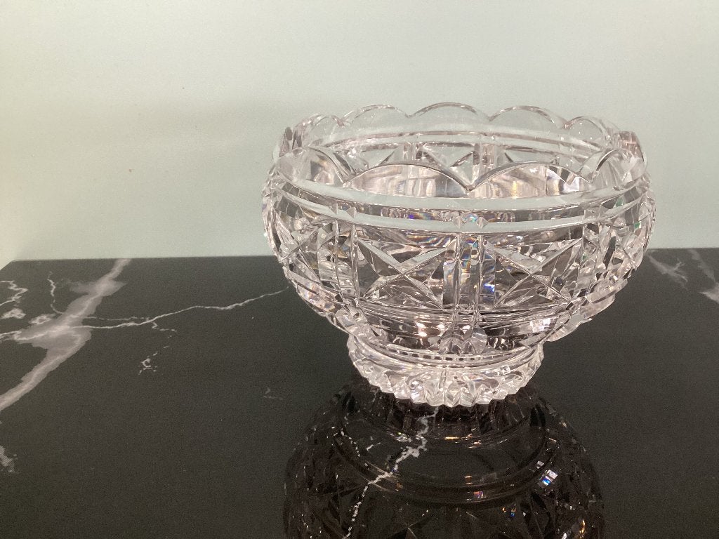 Plat en cristal. 083/AD., Enlèvement