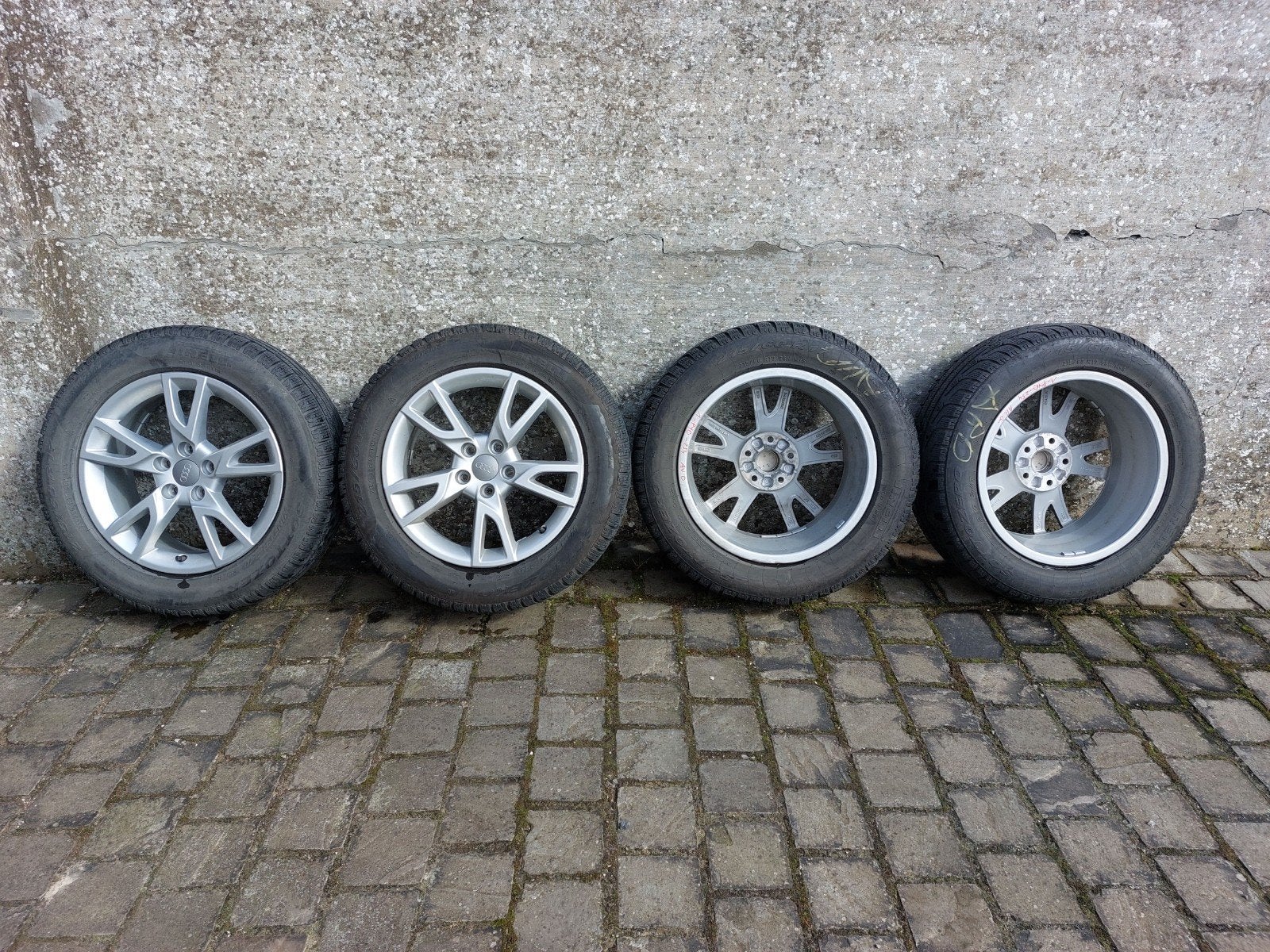 4 roues avec jantes aluminium et pneus hiver audi, Autos : Pièces & Accessoires, Enlèvement
