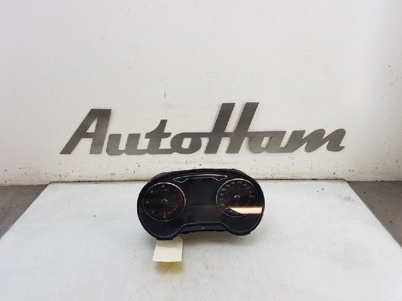 INSTRUMENTS DE BORD A3 Sportback (8VA / 8VF) (|8V0920971E|), Utilisé, Audi