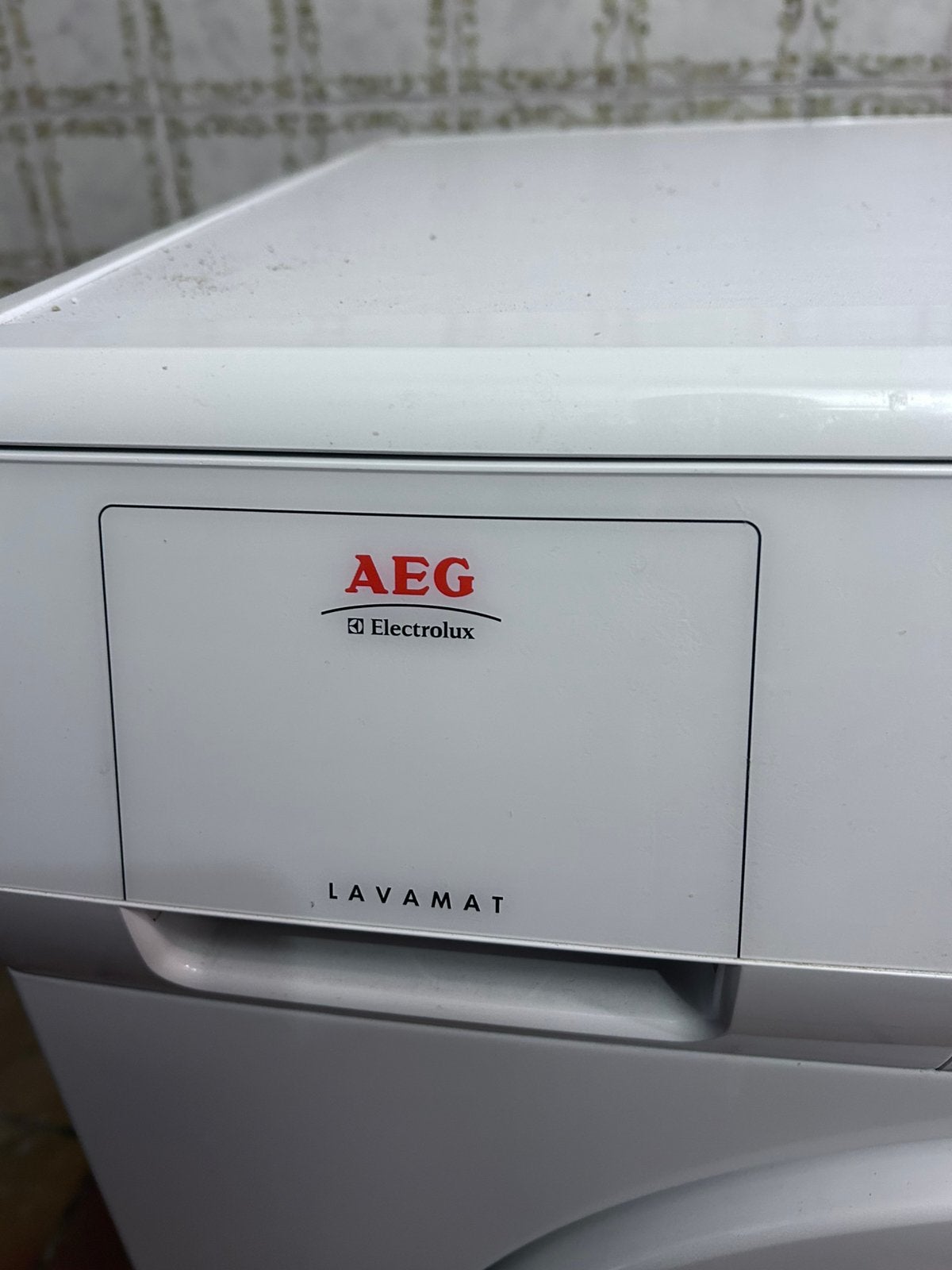 AEG lavamat 64845, Electroménager, 1200 à 1600 tours, 6 à 8 kg, Chargeur frontal, Enlèvement