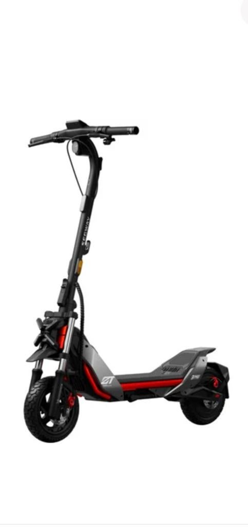 Segway ZT3 Pro à vendre – Excellent état, Fietsen en Brommers, Steps, Zo goed als nieuw, Elektrische step (E-scooter), Ophalen