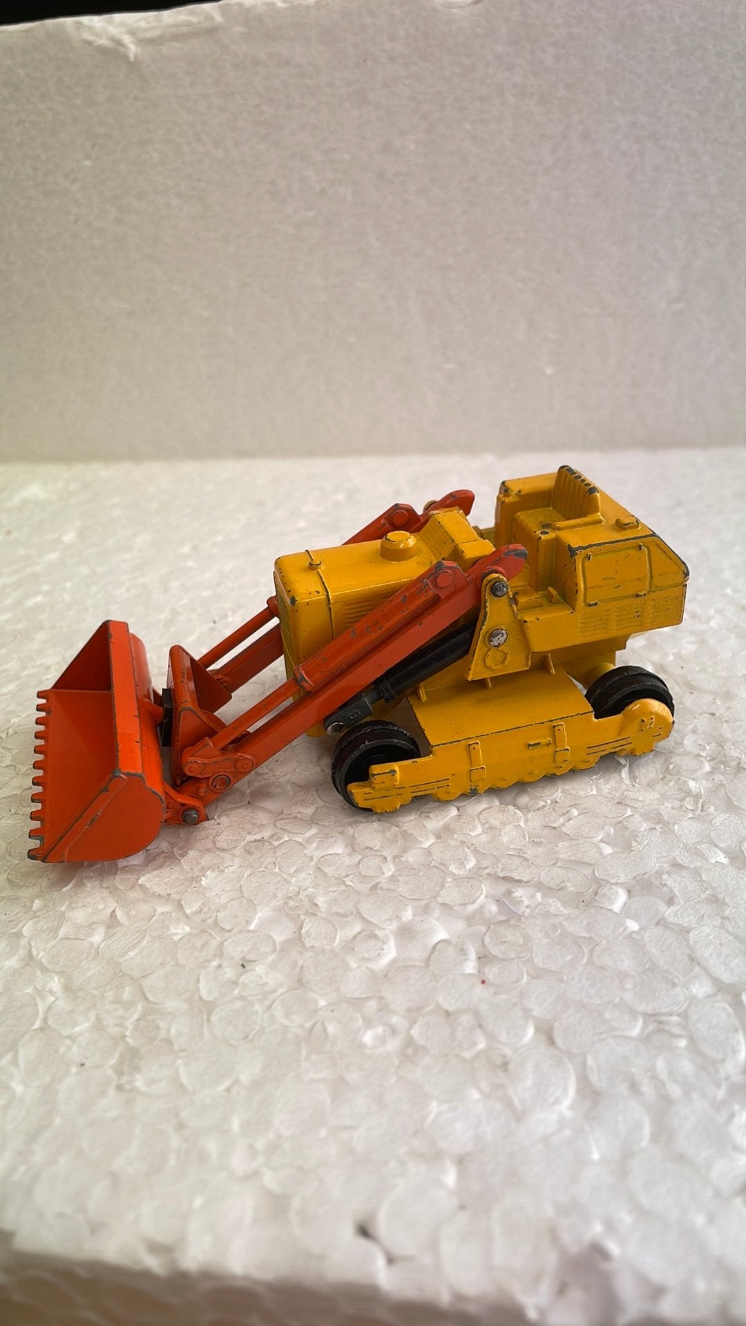 Matchbox Kingsize 8 Caterpillar Traxcavator, Ophalen of Verzenden, Zo goed als nieuw, Matchbox