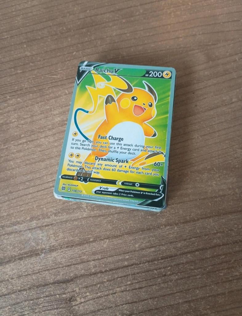 Pak van 18 Pokémon V- en GX-kaarten, Ophalen of Verzenden, Zo goed als nieuw, Meerdere kaarten