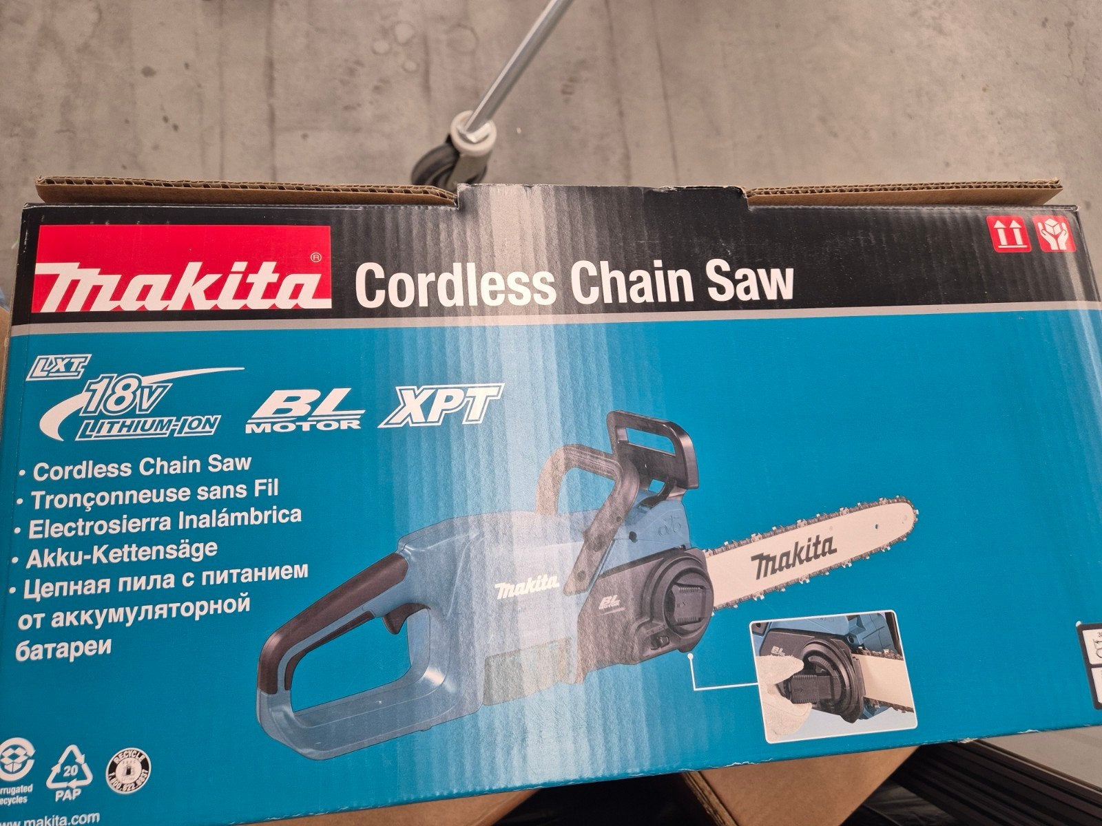 Makita kettingzaag duc357rtx2, Tuin en Terras, Ophalen of Verzenden, Accu