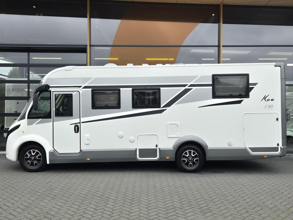 Mobilvetta Kea 90 I Queensbed 160 PK, Caravans en Kamperen, Mobilhomes, Integraal, Ringverwarming, Koelkast, 7 tot 8 meter