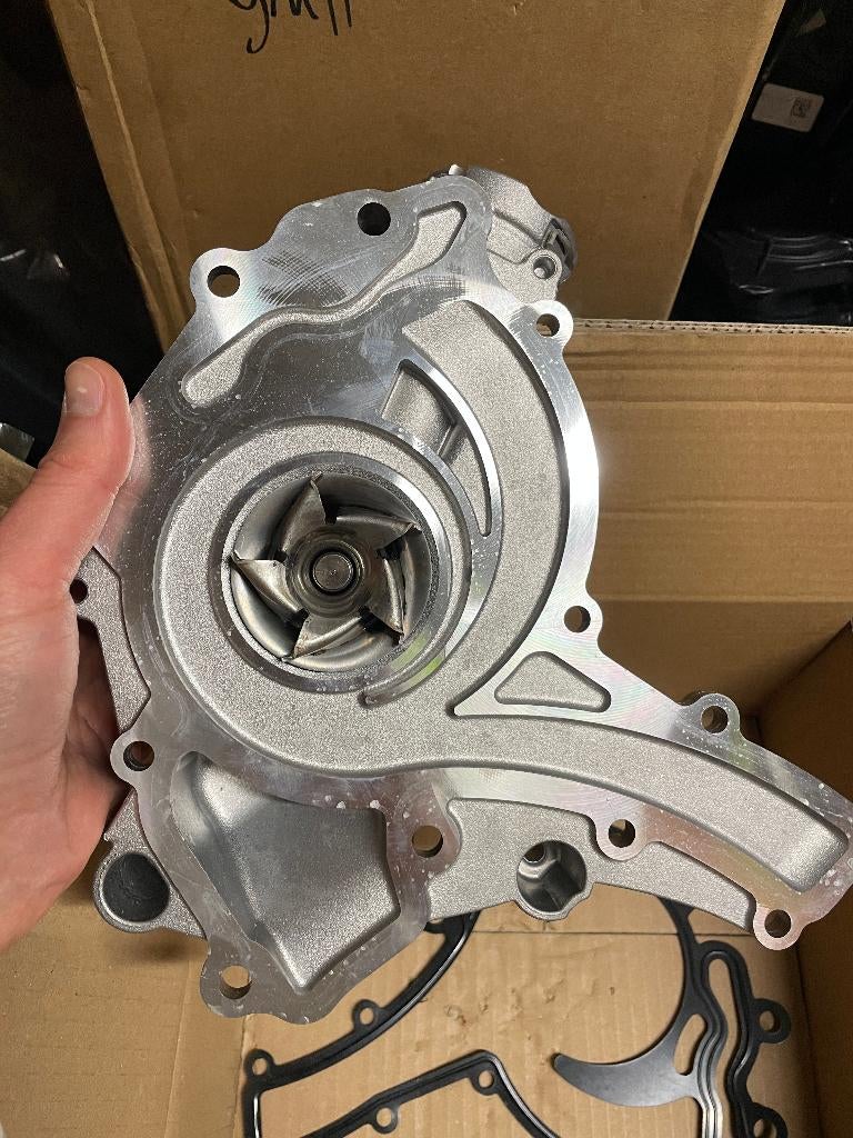 mercedes e klasse w212 waterpomp m272 a2722000901, Ophalen of Verzenden, Nieuw, Mercedes-Benz