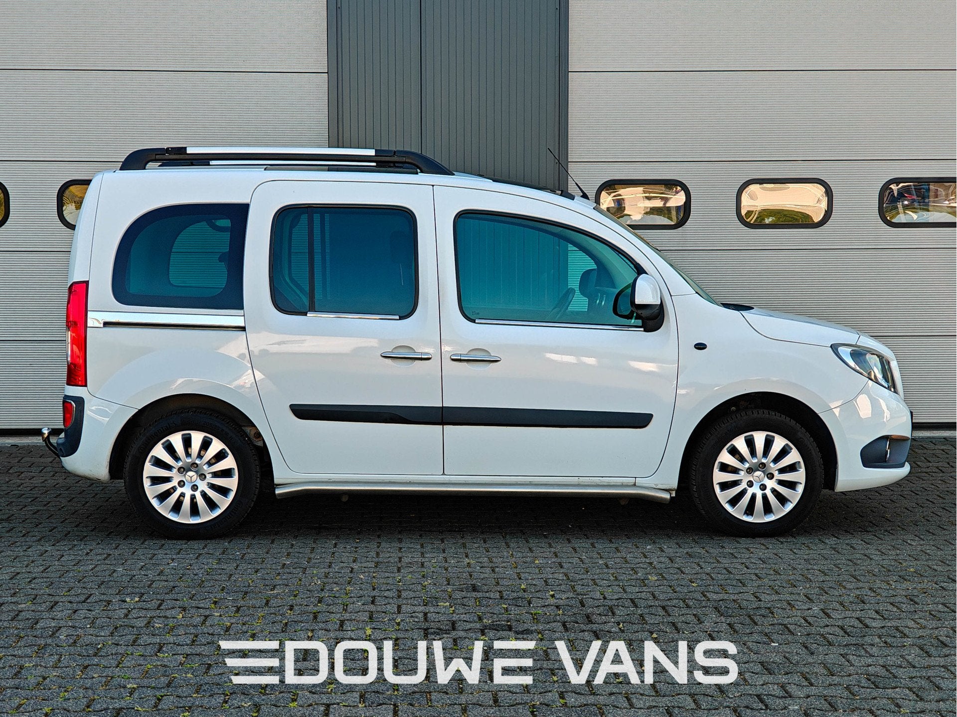 Mercedes-Benz Citan 112 L2 Tourer Edition Camera Airco Panor, Auto's, Automaat, Stof, Gebruikt, 4 cilinders