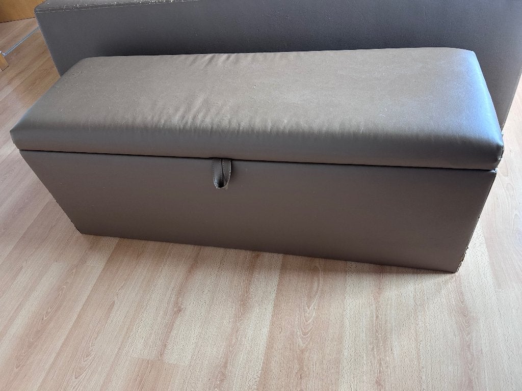 Opbergbank / voetenbank slaapkamer, Huis en Inrichting, Woonaccessoires | Kisten, Ophalen, Overige materialen, Gebruikt, Minder dan 50 cm