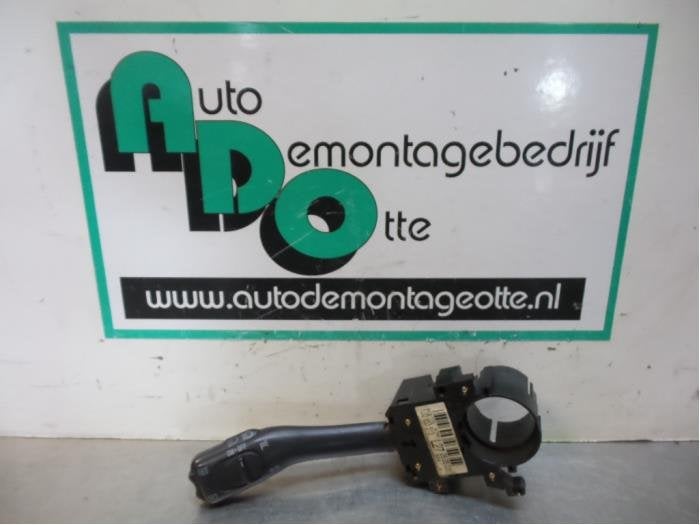 Commutateur feu clignotant d'un Volkswagen Passat (Passat 01, Volkswagen, -, 3 mois de garantie, Utilisé