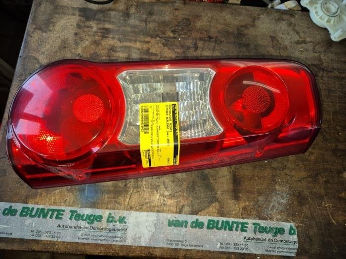 Achterlicht rechts van een Citroen Berlingo, Gebruikt, -, Ophalen of Verzenden, -