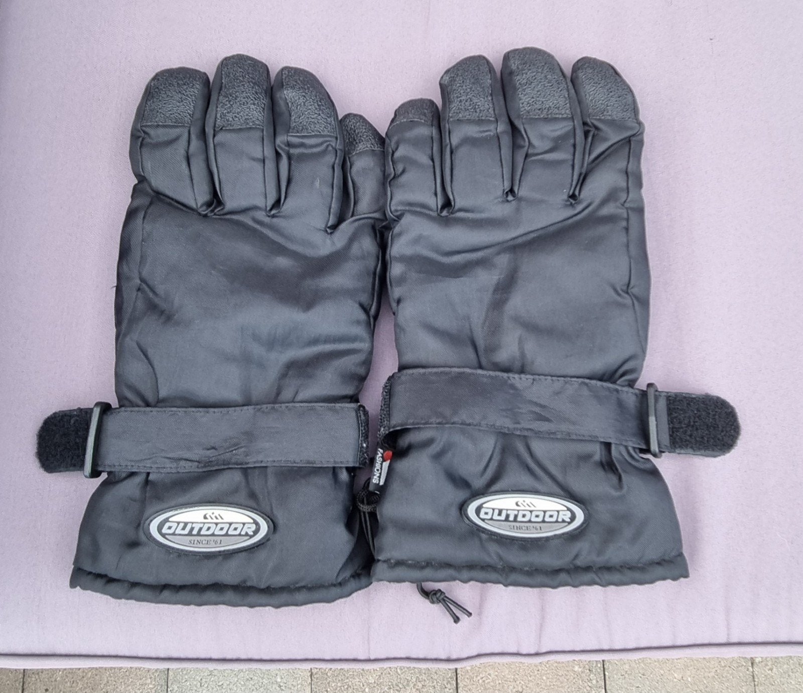 Gants chauds avec resserreur de la marque Outdoor, Enlèvement, Gants